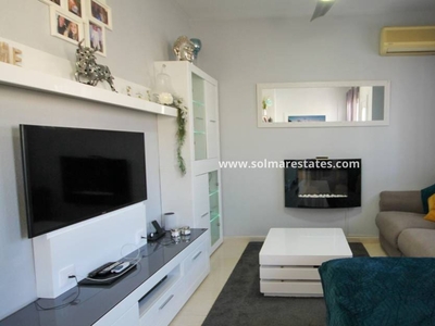 Apartamento en venta en Villamartin, Orihuela, Alicante