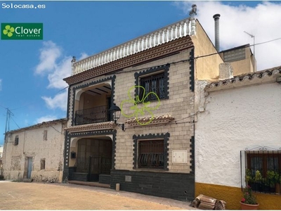 Casa de Pueblo en Venta en Zuazo de Vitoria, Almería