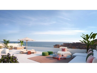 Espectacular apartamento a escasos 350 metros del mar Mediterráneo con un diseño vanguardista.