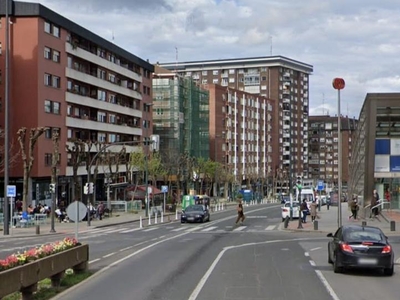 Piso de alquiler en Avenida Lehendakari Aguirre, San Pedro de Deusto - La Ribera