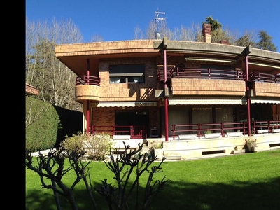 Venta de casa con terraza en Centro (Burgos)