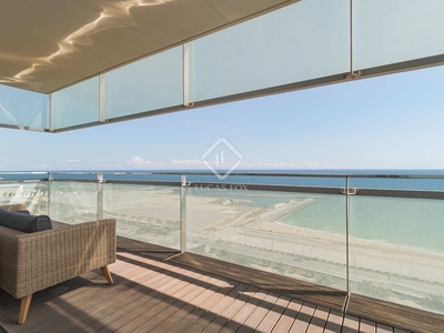 Piso de 176m² con 59m² terraza en venta en Diagonal Mar