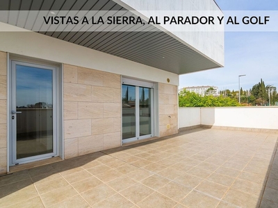 Venta de ático en calle De la Albaida de 3 habitaciones con terraza y piscina