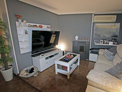 Venta de dúplex en Cabanillas del Campo de 3 habitaciones con garaje y calefacción