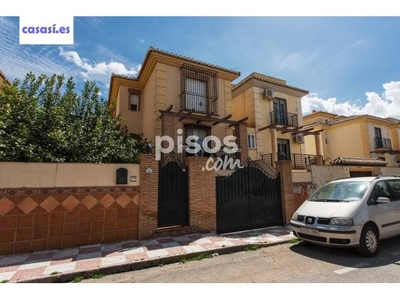 Casa pareada en venta en Calle del Molino en La Zubia por 230.000 €