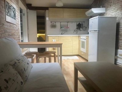 Habitaciones en C/ doctor robert, Badalona por 450€ al mes