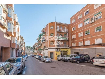 Piso en venta en Calle de Benita López en Los Rosales por 109.990 €