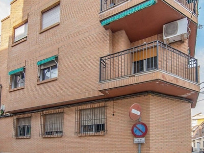 Venta Piso Beniel. Piso de tres habitaciones Primera planta con balcón