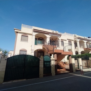 Bungalow en venta en Parque Acuático - Sector 25, Torrevieja, Alicante