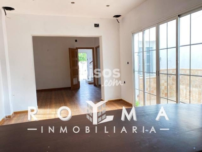 Casa adosada en venta en Torre de La Reina