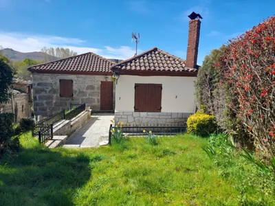 Casa pareada en venta en Esgos en Esgos (Capital) por 60,000 €