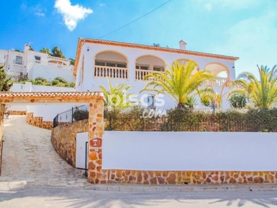 Casa en venta en Carrer del Mar de Noruega, 1, cerca de Carrer Mar de Irlanda en Los Cerezos-La Mandarina-La Finca-Covatelles por 670.000 €