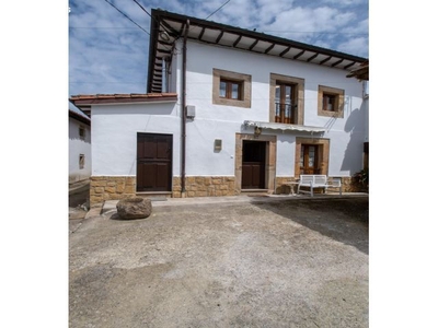 Alquiler anual de casa en Selorio-Villaviciosa( sin terreno)