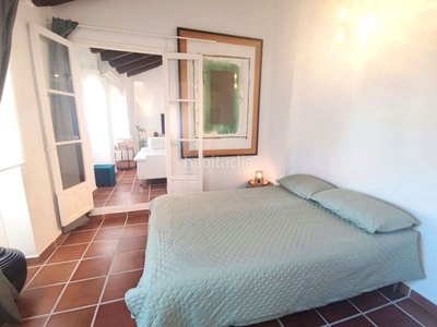 Alquiler apartamento amueblado con calefacción y aire acondicionado en Marbella