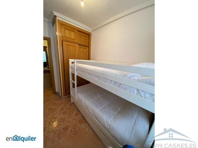 Alquiler de Piso 2 dormitorios, 1 baños, 0 garajes, , en Almería, Almeria