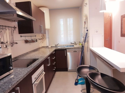 Alquiler piso con 2 habitaciones amueblado con ascensor y aire acondicionado en Fuengirola