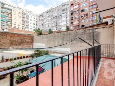 Alquiler piso maravilloso piso en alquiler en la calle rosselló, sagrada familia. en Barcelona