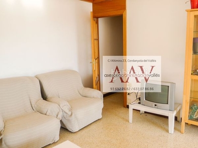 Alquiler piso con 4 habitaciones amueblado con ascensor y calefacción en Cerdanyola del Vallès