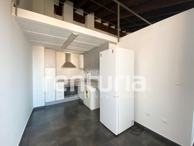 Alquiler piso con aire acondicionado en El Pilar Valencia