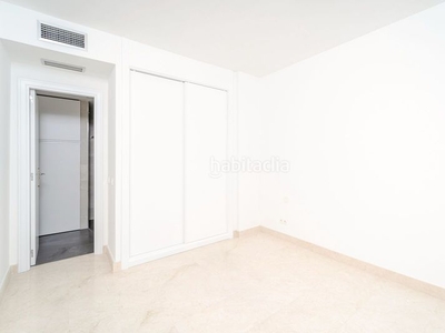 Alquiler piso en vicente morales piso con ascensor y aire acondicionado en Madrid