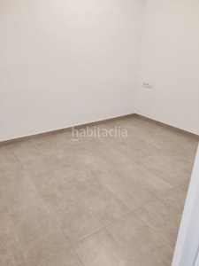 Alquiler planta baja piso nuevo a estrenar, con entrada independiente de 1 habitación y patio de 20m² en Sant Boi de Llobregat