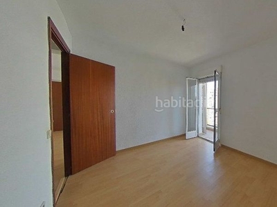 Apartamento en calle del puerto de maspalomas apartamento con 2 habitaciones con ascensor en Madrid