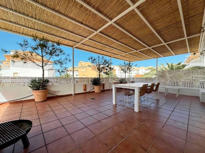 Apartamento en venta en Las Marinas / Les Marines, Dénia, Alicante