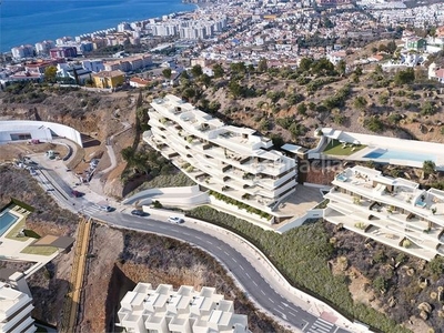 Apartamento lujo apartamentos con vistas al mar en Rincón de la Victoria