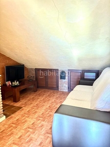 Ático con 3 habitaciones amueblado con aire acondicionado en Torremolinos
