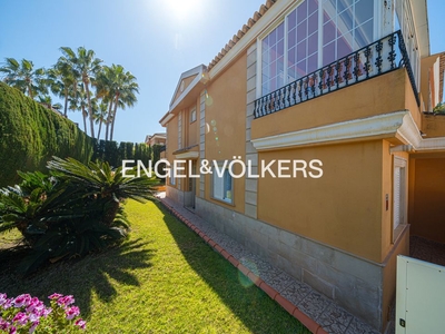 Benidorm casa adosada en venta