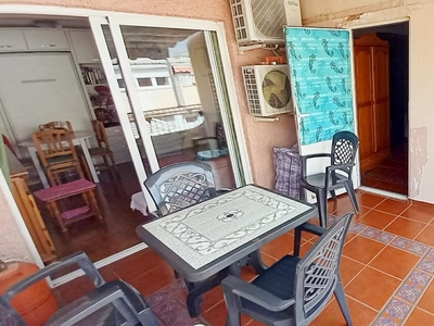 Venta de ático con terraza en Benidorm, Avenida Beniarda