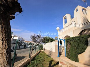 Casa adosada en venta en La Siesta - El Salado - Torreta, Torrevieja