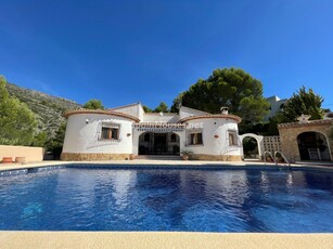 Finca en venta en Alicante