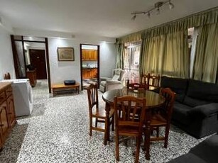 Piso de tres habitaciones Alcalde Juan Fernandez, El Plantinar-El Juncal-Avenida de la Paz, Sevilla
