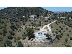 Villa en venta en Comares