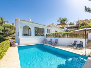 Villa en venta en El Rosario-Ricmar, Marbella