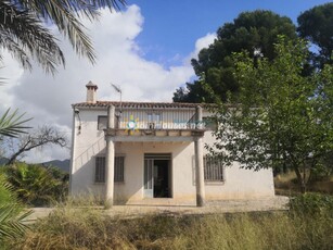 Villa en venta en L'Olleria
