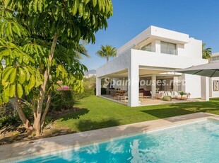 Villa en venta en Marbella