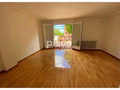 Casa adosada en venta en Salamanca en San Bernardo-Campus-Platina por 189.000 €