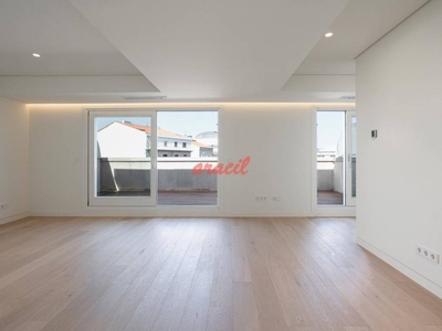 Venta Dúplex Ourense. Nueva con terraza 180 m²