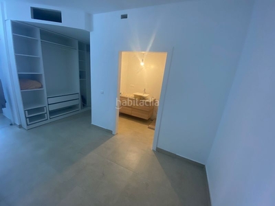 Apartamento piso en venta en pza. ramón ibañez en Marbella
