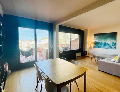 Ático con 2 habitaciones con ascensor, parking, calefacción, aire acondicionado y vistas a la montaña en Barcelona