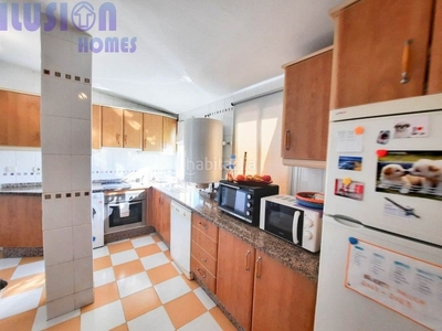 Ático en venta en sabinillas pueblo con vistas al mar. en Manilva