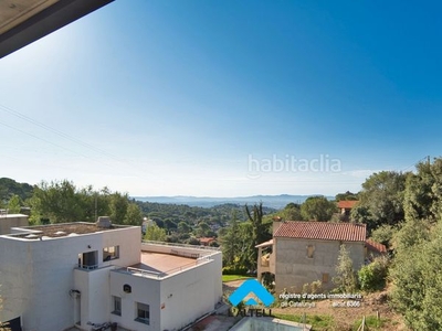 Casa adosada con 4 habitaciones con parking y vistas a la montaña en Ametlla del Vallès (L´)