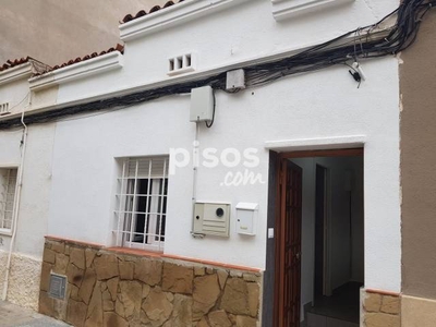 Casa adosada en venta en Carrer de la Font dels Capellans