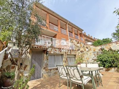 Casa adosada en venta en Carrer de Ricard Marlet