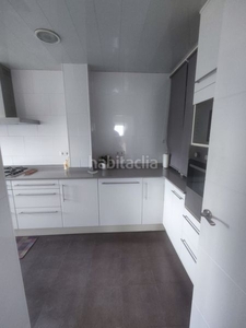 Piso con 4 habitaciones con calefacción y aire acondicionado en Barcelona