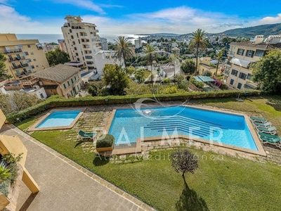 Venta de piso en La Bonanova - Portopí de 4 habitaciones con terraza y piscina
