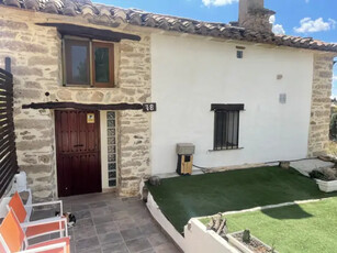 Casa en venta en Plaza del Calvo Sotelo, 78 en Valbona por 145,000 €