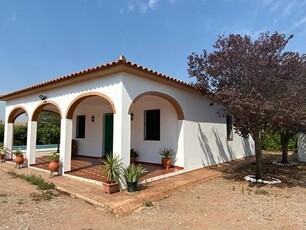 CASA UNIFAMILIAR EN VENTA